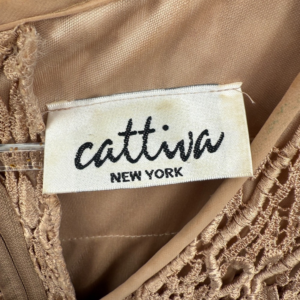 Cattiva New York Crochet Lace Dress Sz M Tiered Ruffle Sheath Cocktail Fairy - Picture 4 of 11
